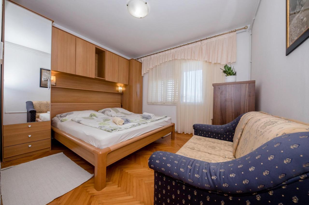 Apartments And Rooms Bolero 拉布 外观 照片