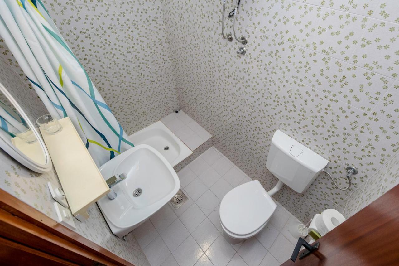 Apartments And Rooms Bolero 拉布 外观 照片
