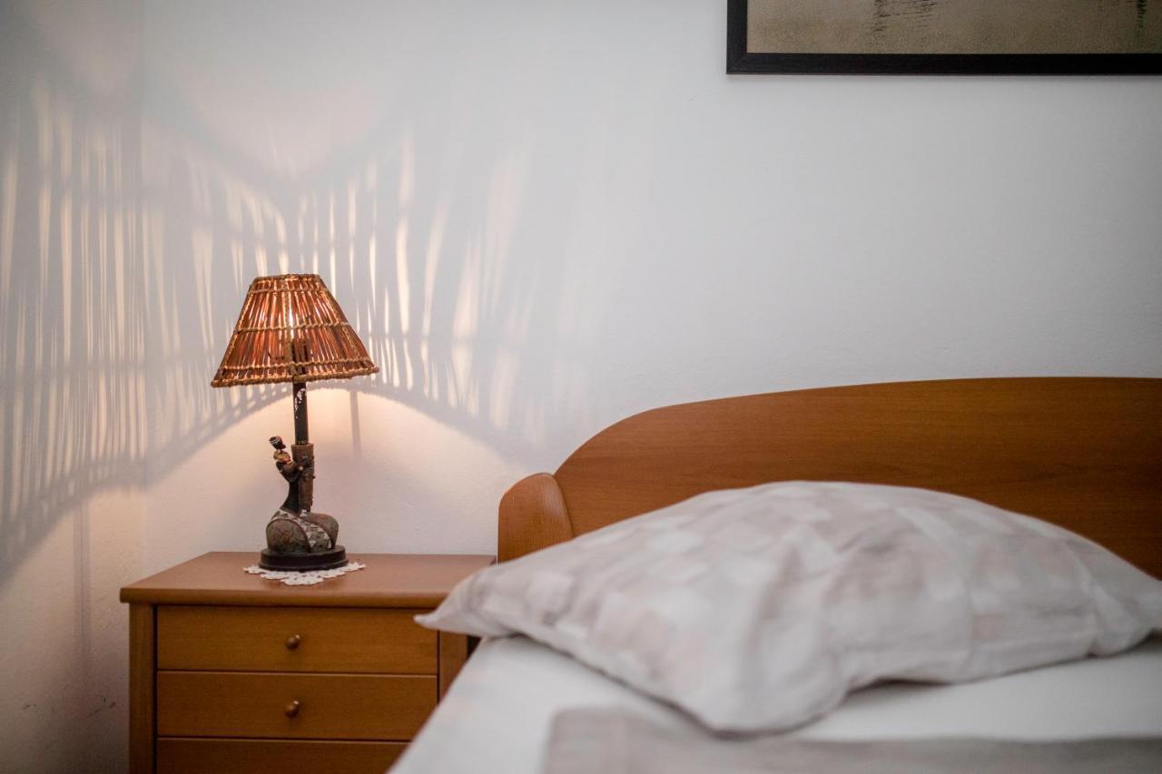 Apartments And Rooms Bolero 拉布 外观 照片