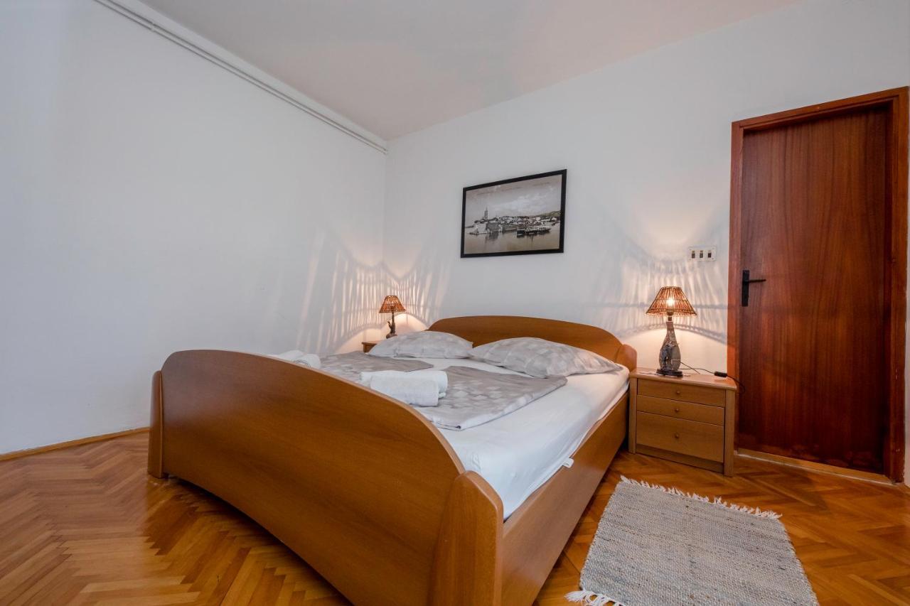 Apartments And Rooms Bolero 拉布 外观 照片
